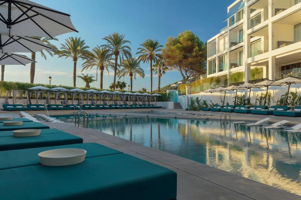 W Ibiza Hotel Santa Eularia des Riu