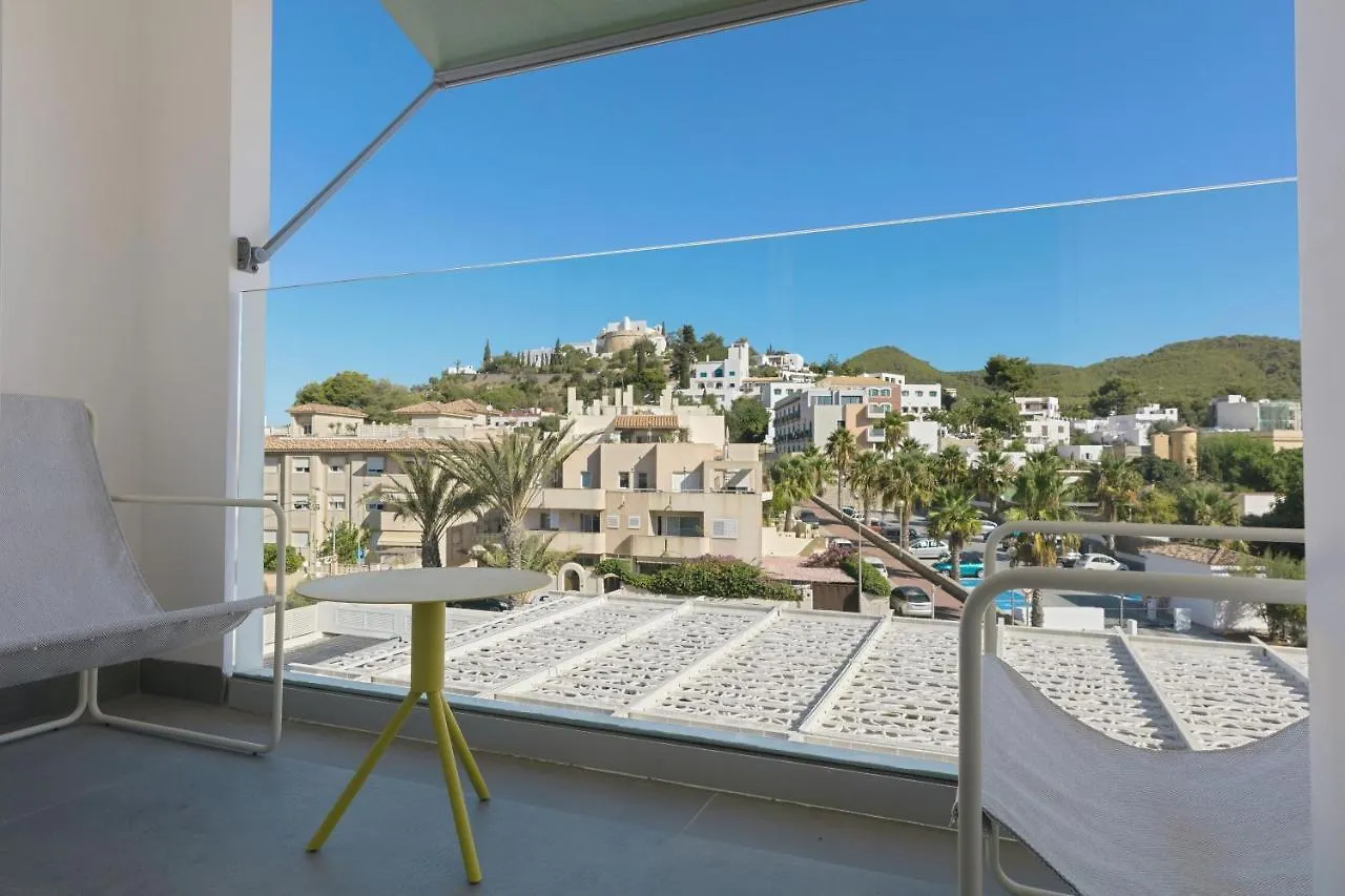 W Ibiza Hotel Santa Eularia des Riu