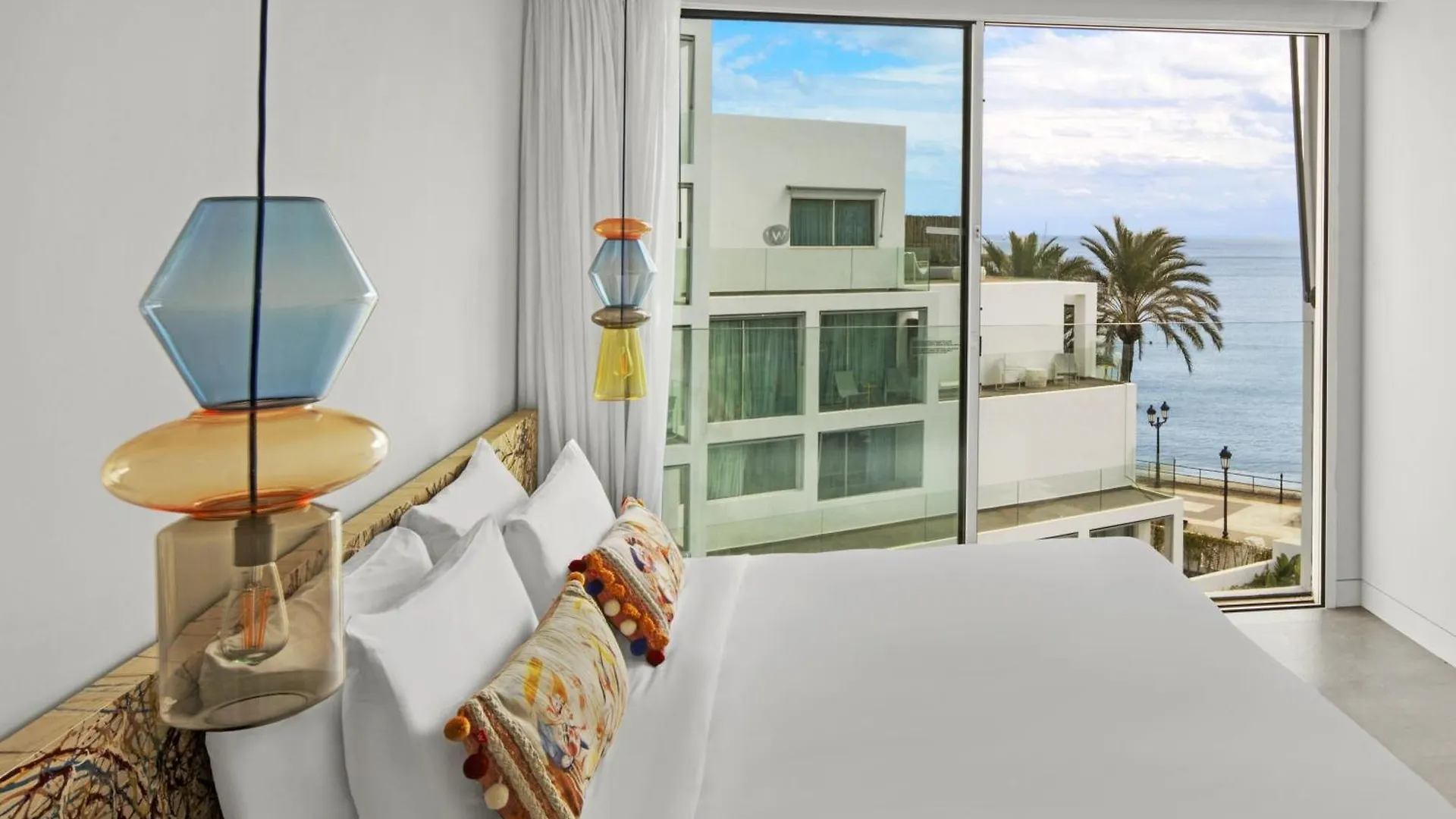 W Ibiza Otel Santa Eularia des Riu